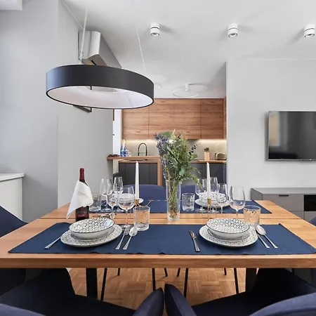 דירה In The Heart Of By Renters Prestige *