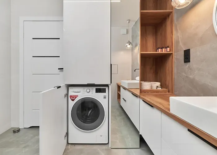 Apartment In The Heart Of By Renters Prestige Breslau