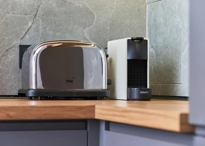 Apartment In The Heart Of By Renters Prestige *