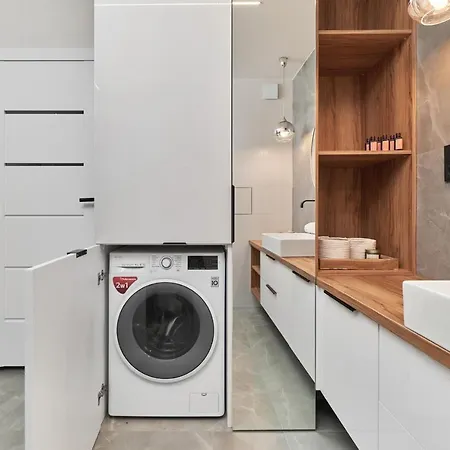 Apartmán In The Heart Of By Renters Prestige Vratislav