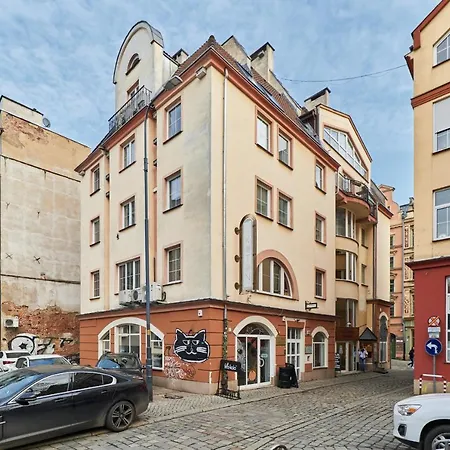 In The Heart Of By Renters Prestige Apartmán